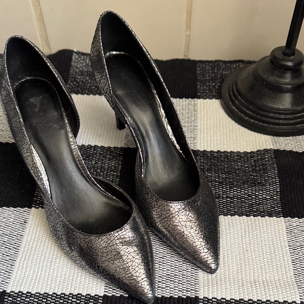 Nine West D’Orsay Spider Web Leather Pumps sz 8.5